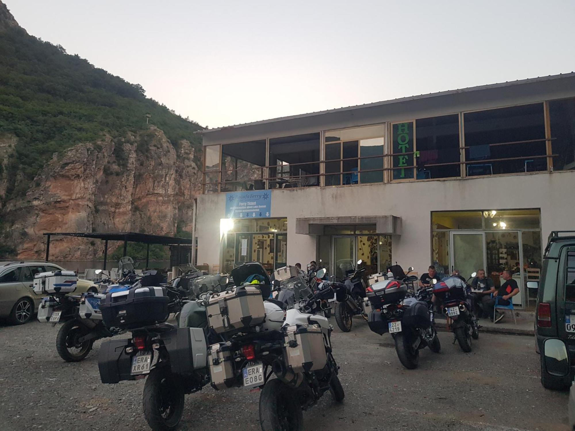 Rozafa Ferry & Accommodation Koman Exterior photo